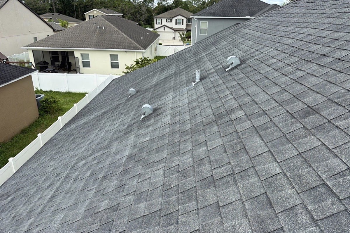 Hunter & Sons Roofing at work